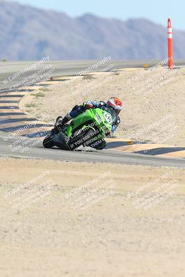 media/Oct-05-2025-CVMA (Sun) [[beeef4f201]]/Race 11-500-400(4)-350 Supersport/
